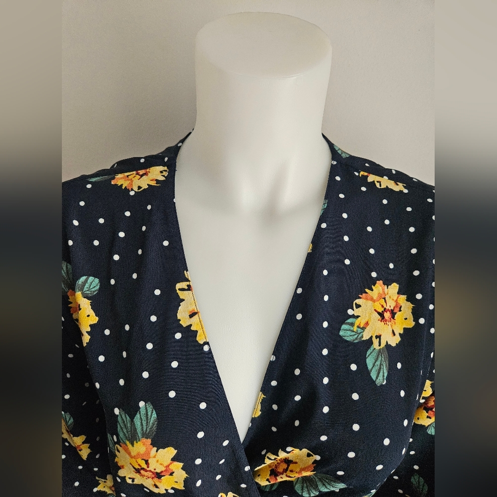 Topshop Navy Floral Wrap Blouse - Picture 5 of 8